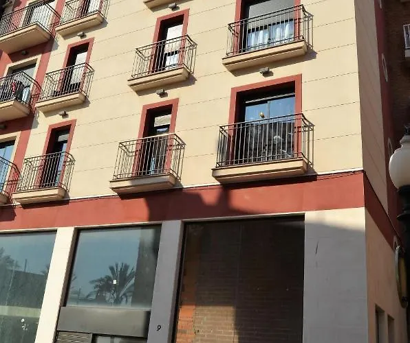 Ciudad, El Serrallo Ap-2 דירה